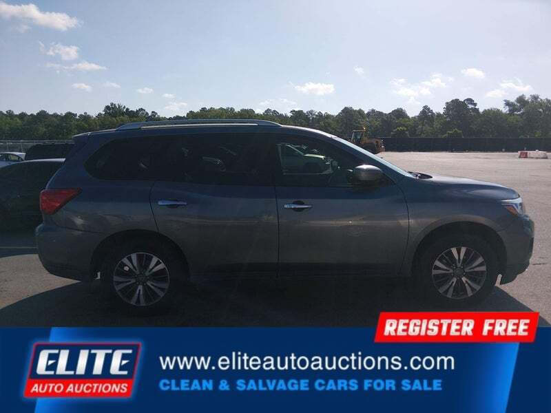2019 Nissan Pathfinder SV