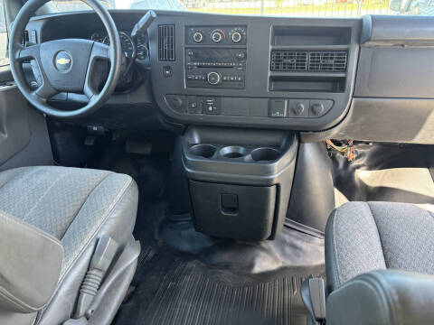2017 Chevrolet Express 3500