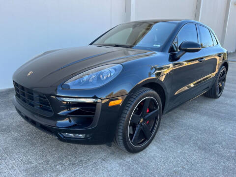 2017 Porsche Macan for sale at NATIONWIDE ENTERPRISE in Houston TX