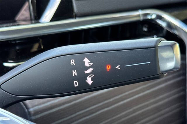 2025 GMC Sierra EV Denali