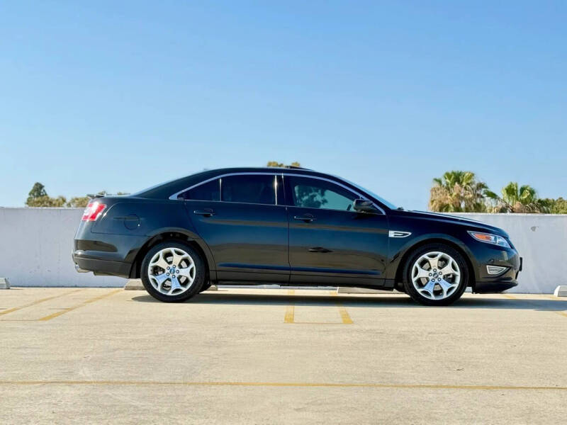 2010 Ford Taurus SHO
