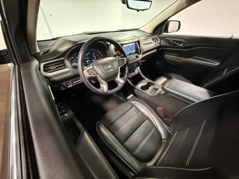 2022 GMC Acadia Denali