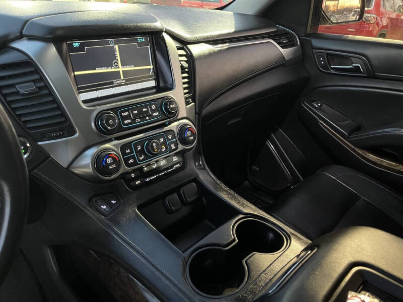 2016 Chevrolet Suburban LT