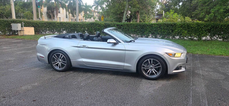 2016 Ford Mustang EcoBoost Premium