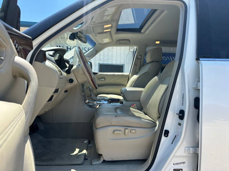 2015 Infiniti QX80