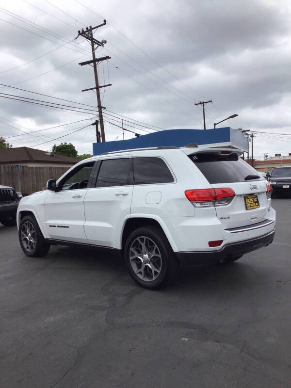 2018 Jeep Grand Cherokee Sterling Edition