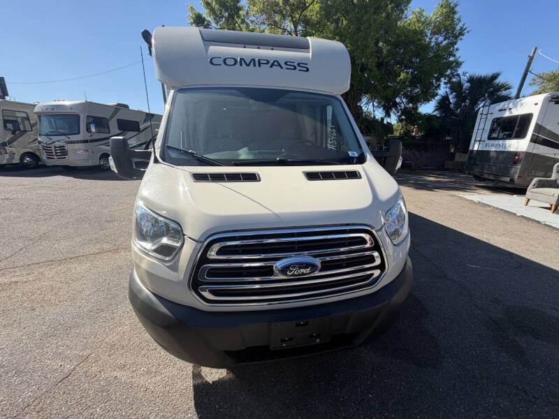2016 Thor Motor Coach COMPASS