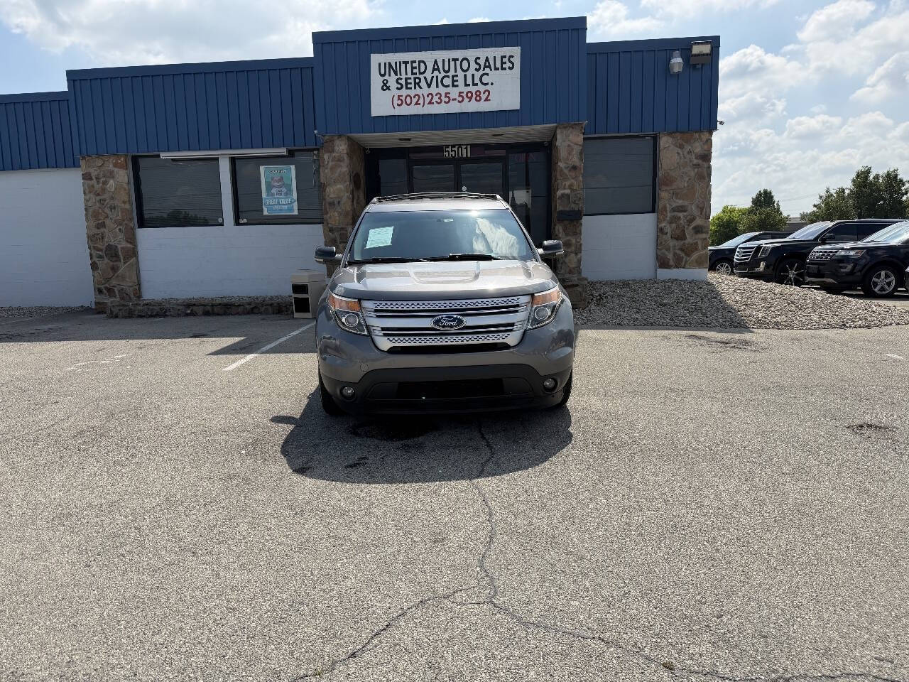 Sterling Gray Metallic 2013 Ford Explorer SUV / Crossover Front-Wheel Drive 6-Speed Automatic