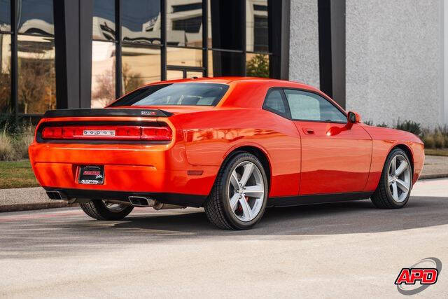 2008 Dodge Challenger SRT8