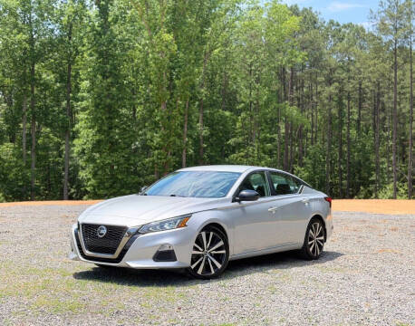 2022 Nissan Altima 2.5 SR