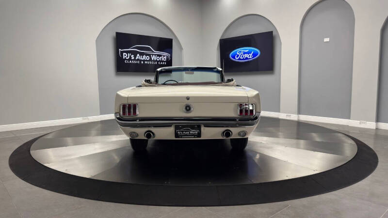 1965 Ford Mustang