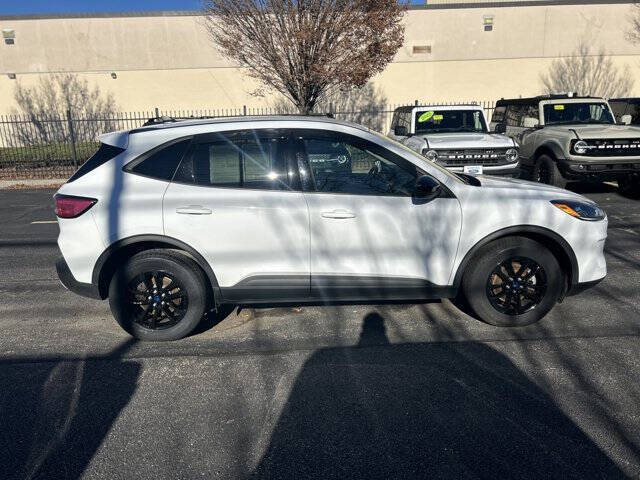 2020 Ford Escape Hybrid SE Sport