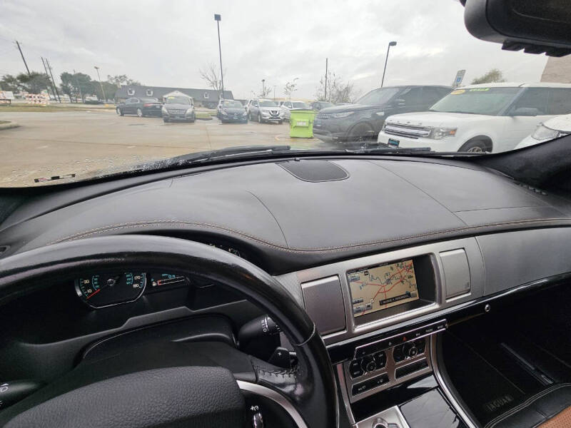 2012 Jaguar XF Supercharged