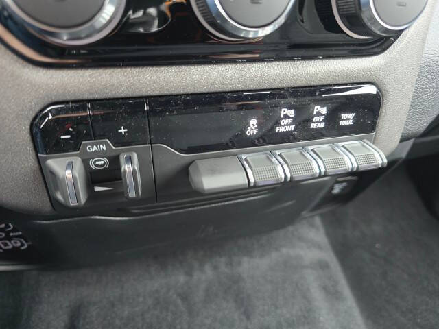 2026 RAM 1500 Warlock