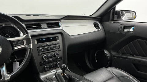 2014 Ford Mustang V6 Premium