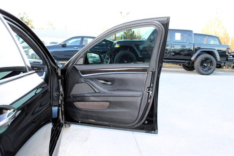 2014 BMW 5 Series 550i