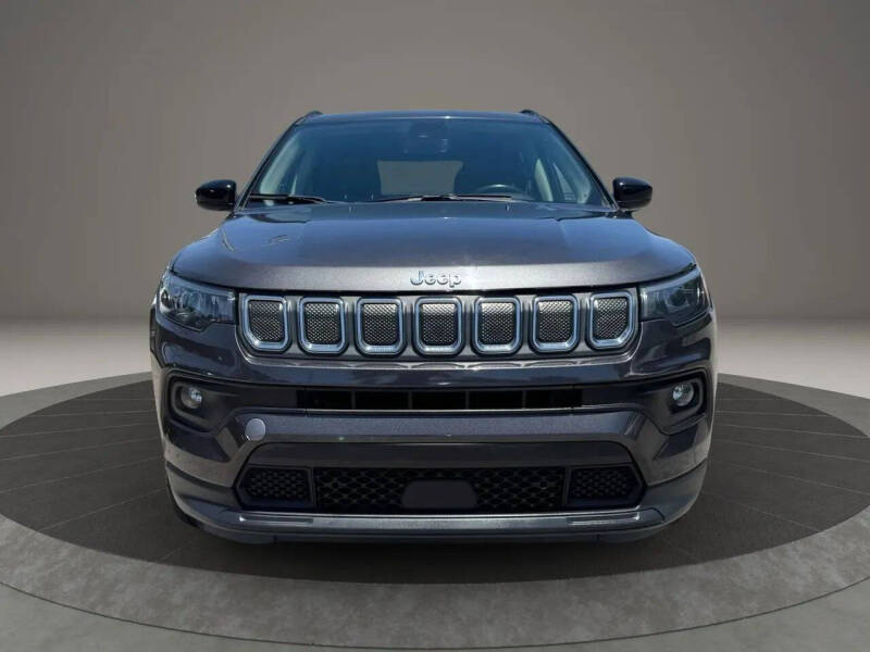 2022 Jeep Compass Latitude Lux