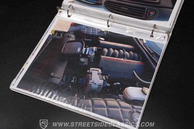 2004 Chevrolet Corvette