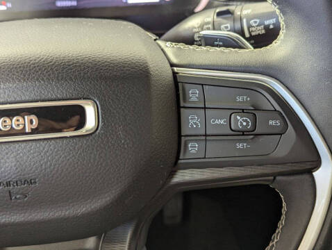 2024 Jeep Grand Cherokee Laredo