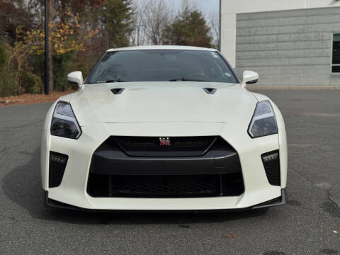 2014 Nissan GT-R Premium