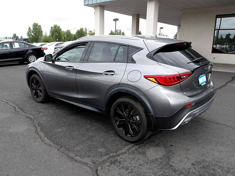 2018 Infiniti QX30 Essential