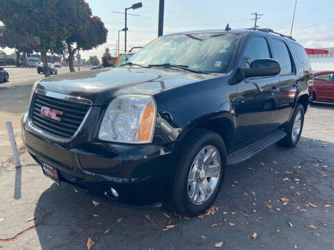 2009 GMC Yukon for sale at Auto Max of Ventura in Ventura CA