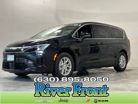2027 Chrysler Pacifica Select