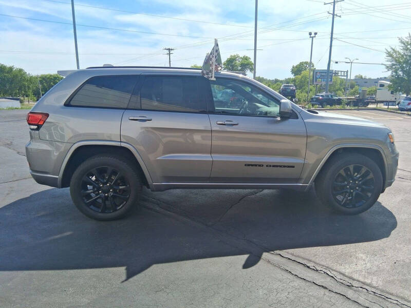 2017 Jeep Grand Cherokee Altitude