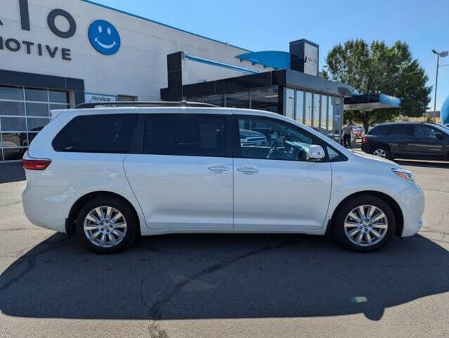 2017 Toyota Sienna for sale at Axio Auto Boise in Boise, ID