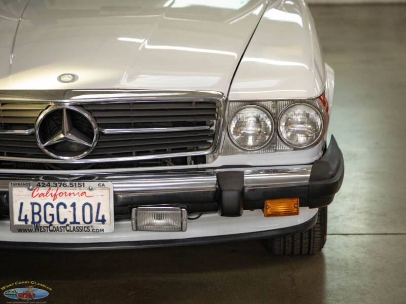 1987 Mercedes-Benz 560-Class 560 SL