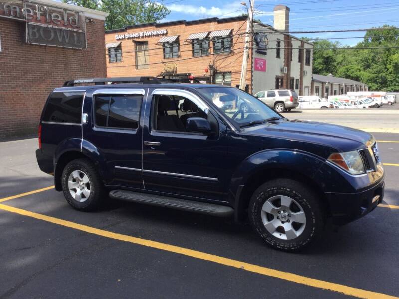 2006 Nissan Pathfinder for sale at Drive Deleon in Yonkers NY