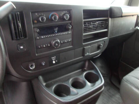 2025 GMC Savana 2500