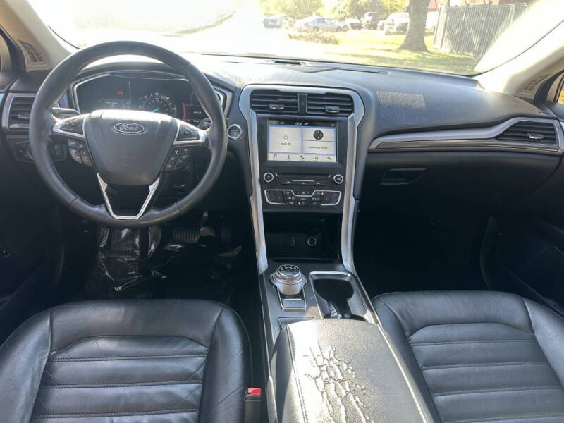 2017 Ford Fusion Hybrid SE