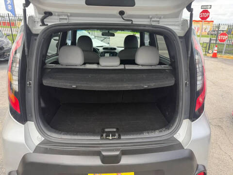 2015 Kia Soul +
