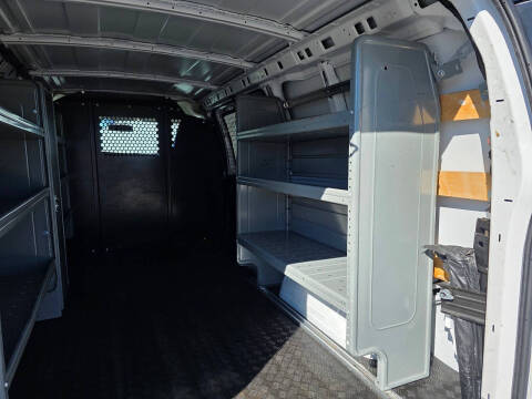 2021 Chevrolet Express 2500