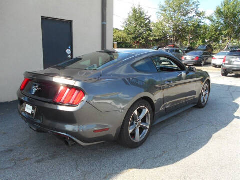 2016 Ford Mustang V6