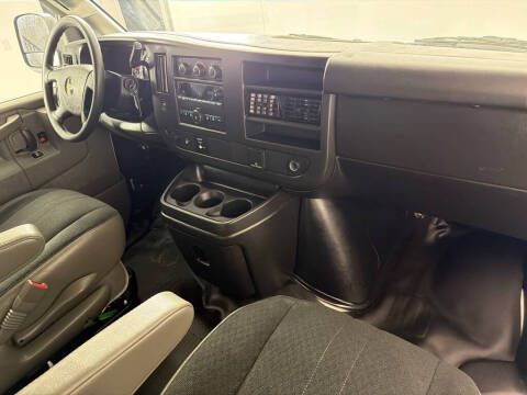 2020 Chevrolet Express 2500