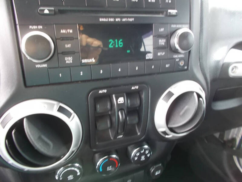 2012 Jeep Wrangler Unlimited Sahara