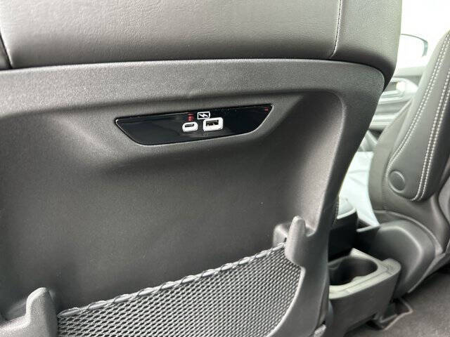 2024 Chrysler Pacifica Plug-In Hybrid