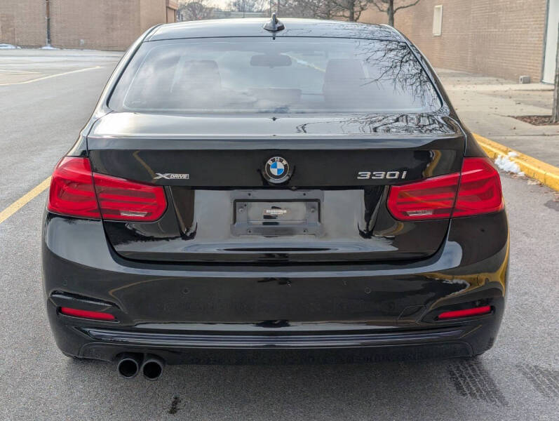 2018 BMW 3 Series 330i xDrive