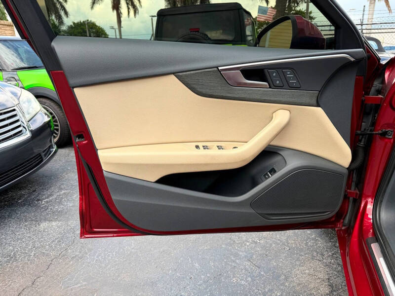 2019 Audi A4 Titanium 40 TFSI