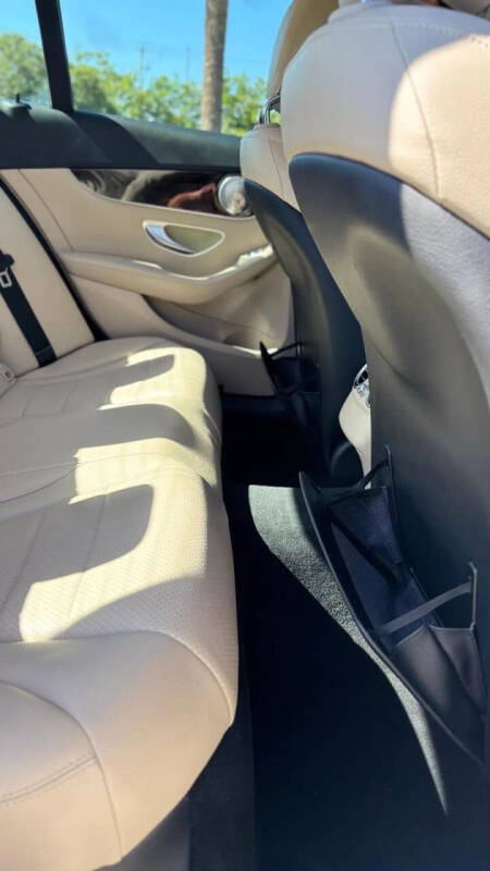 2015 Mercedes-Benz C-Class C 300 4MATIC