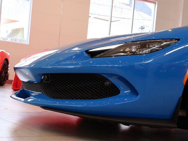 2024 Ferrari 296 GTS