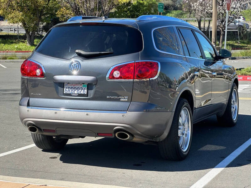 2011 Buick Enclave CXL-2
