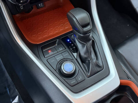 2019 Toyota RAV4 Adventure