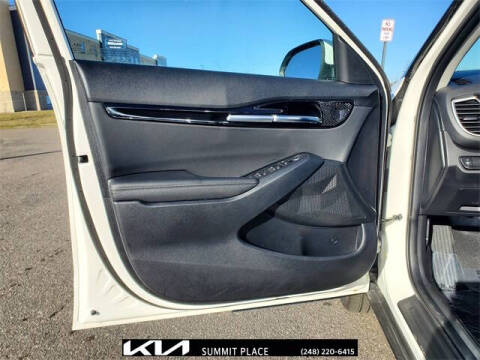 2025 Kia Seltos X-Line