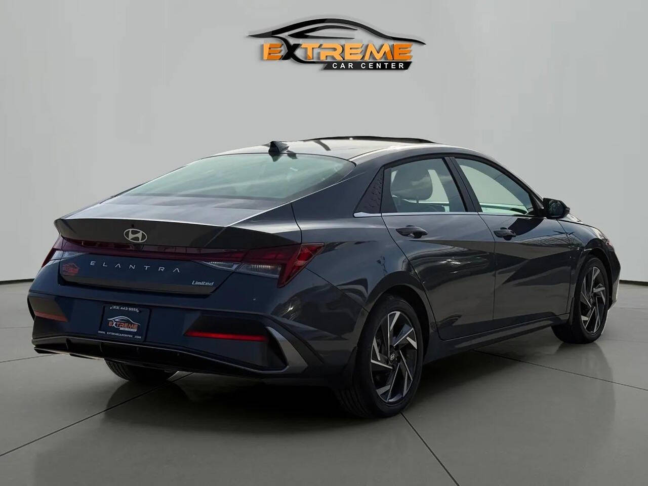 2025 Hyundai ELANTRA for sale at Extreme Car Center in Detroit, MI