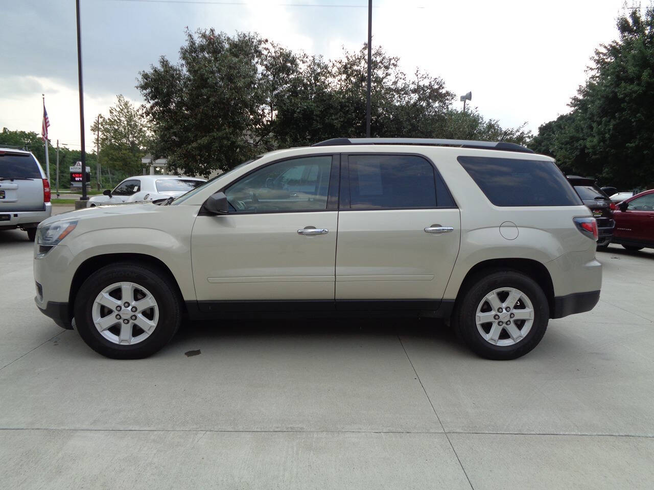 2014 GMC Acadia for sale at El Paso Auto Sale in Des Moines, IA