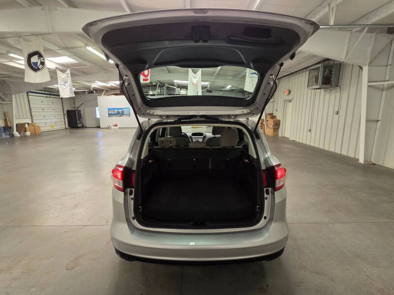 2017 Ford C-MAX Hybrid SE