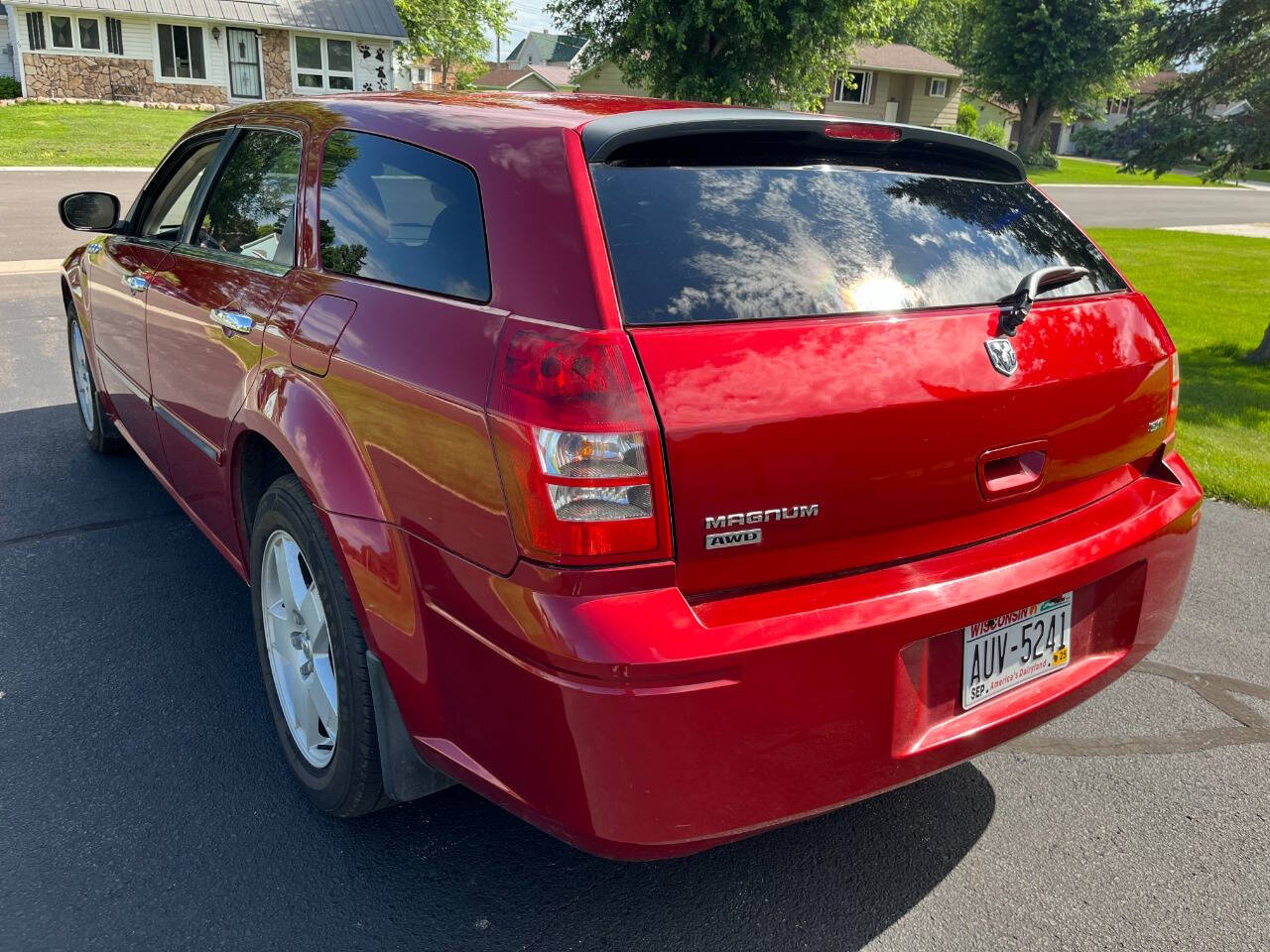 2005 Dodge Magnum 22